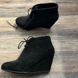 Wedge heeled suede booties